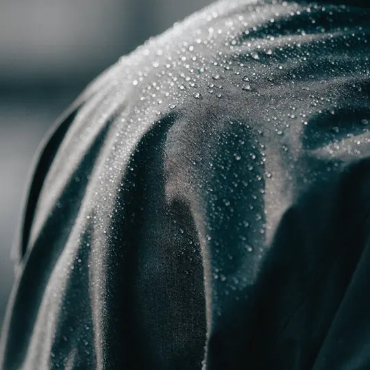 Cómo elegir una chaqueta impermeable